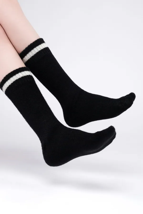 Mısırlı Kadın Soft Peluş Termal Tekli Soket Çorap Siyah
