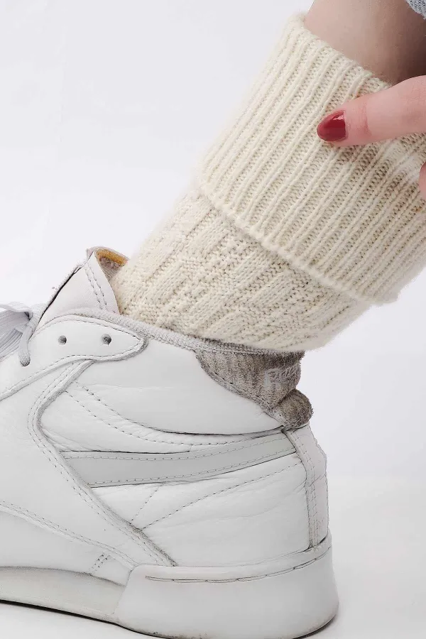 Mısırlı Kadın Koyun Yünü Tekli Kıvrık Soket Çorap Ekru