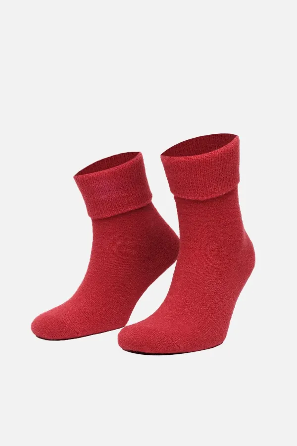Chaussettes thermiques douces et moelleuses pour femmes Aytuğ, rouges.