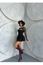 BOLÉRO AVEC DÉTAIL INTÉRIEUR DU SHORT