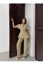 ENSEMBLE DE DÉTAILS À VOLANTS D'ÉPAULE