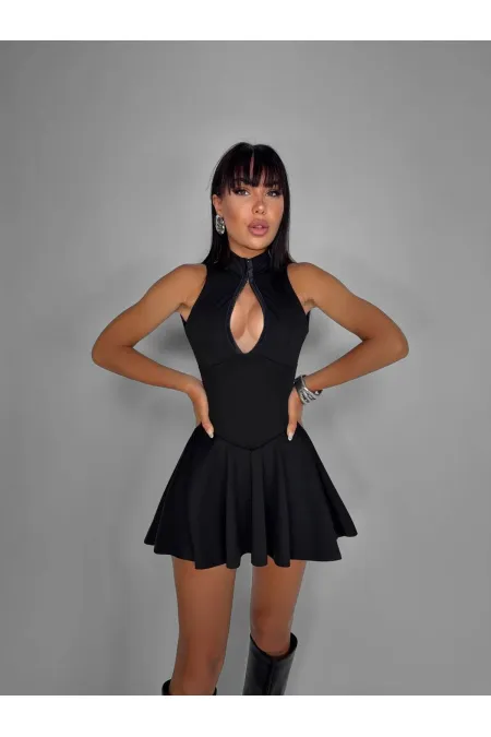 AGRAFLI SIRT DEKOLTELİ