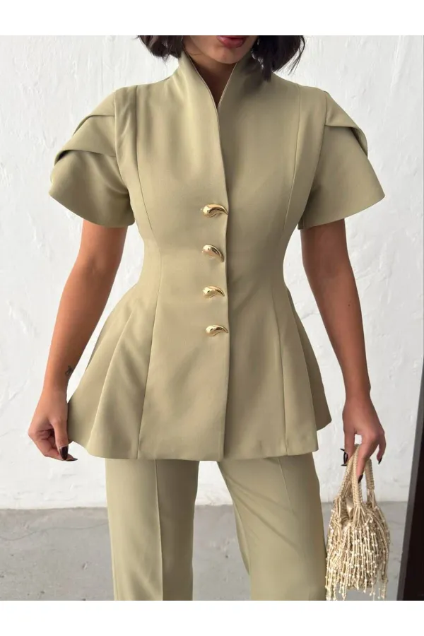 ENSEMBLE DE DÉTAILS À VOLANTS D'ÉPAULE