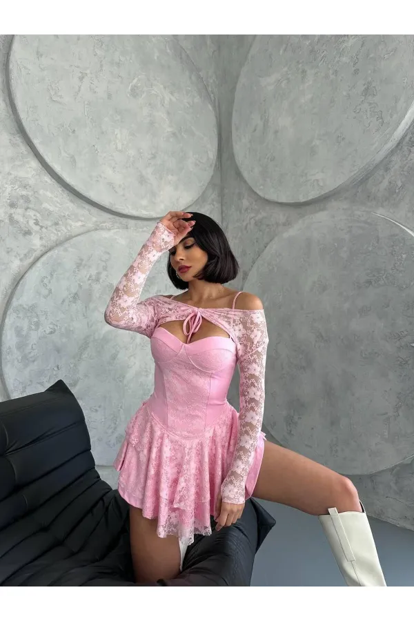 BOLERO WITH SHORTS INNER DETAIL