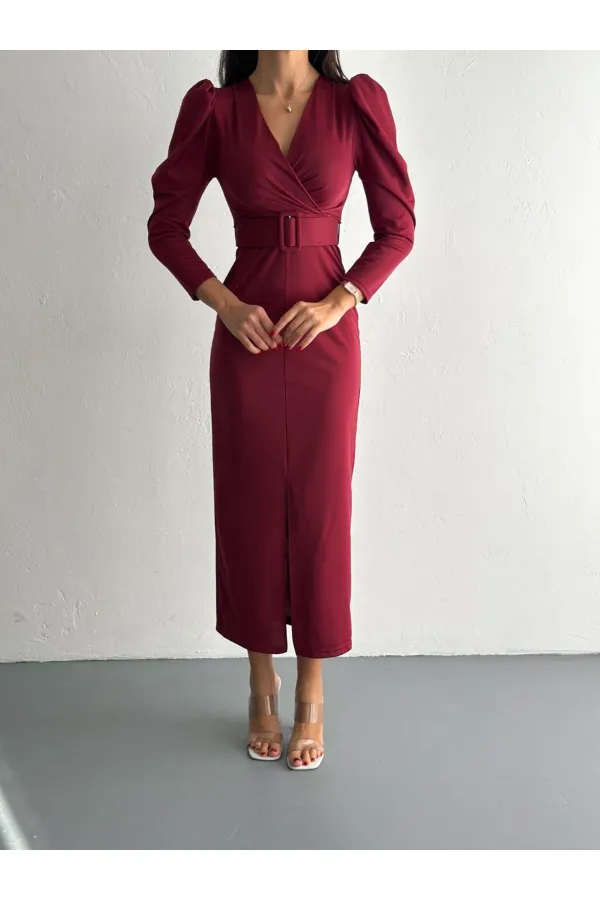 ÖN YIRTMAÇ DETAY ELBİSE