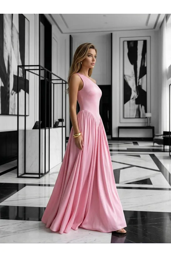 TEK OMUZ MAXİ BOY ELBİSE