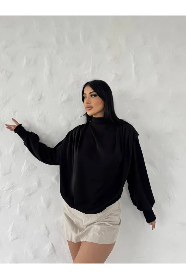 Vatkalı Dökümlü Bluz